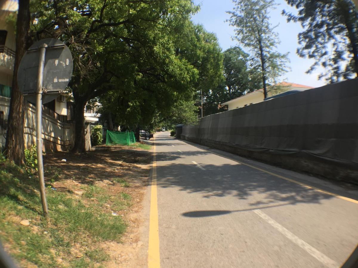 E Lodge Islamabad Bagian luar foto