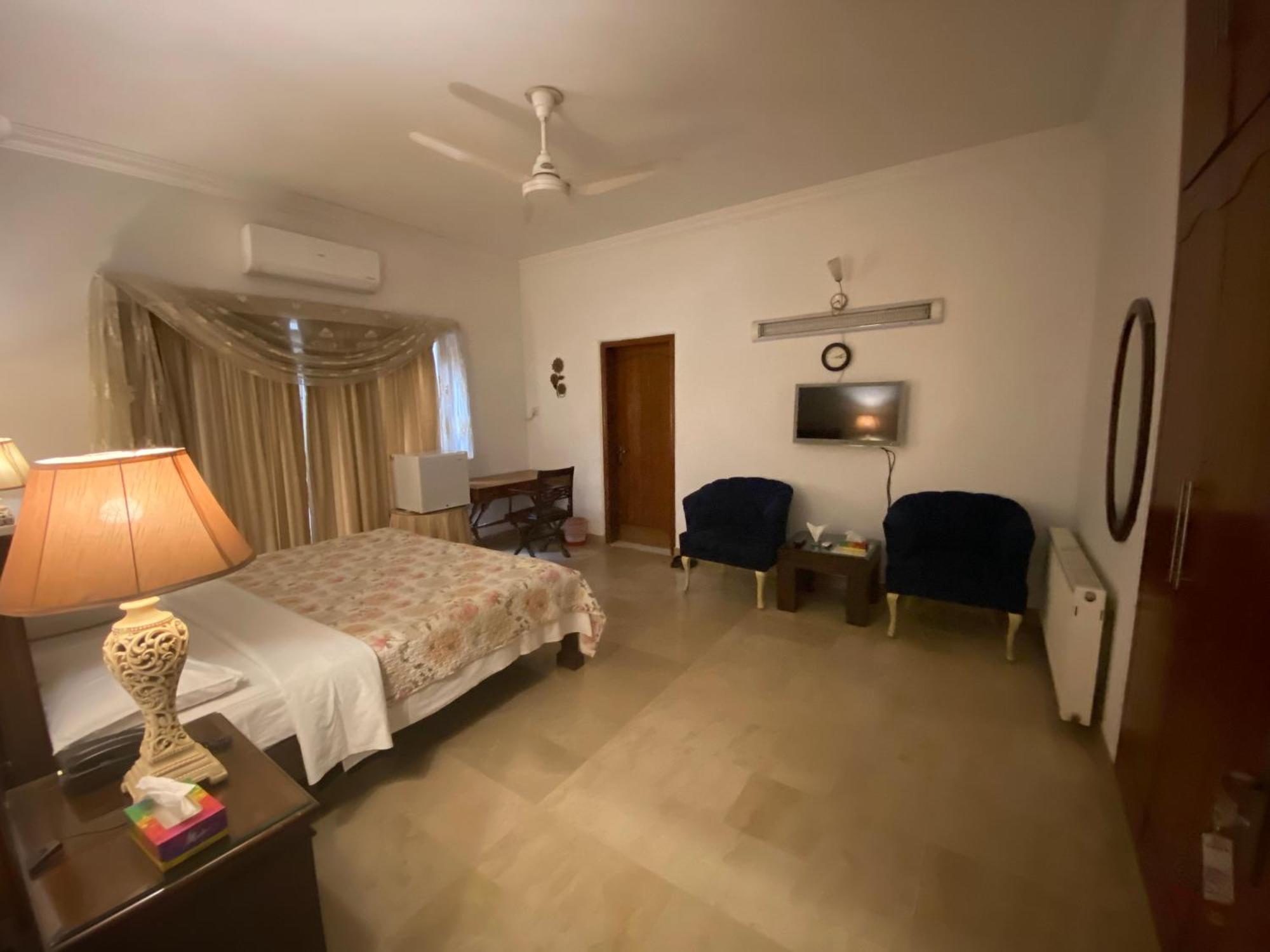 E Lodge Islamabad Bagian luar foto