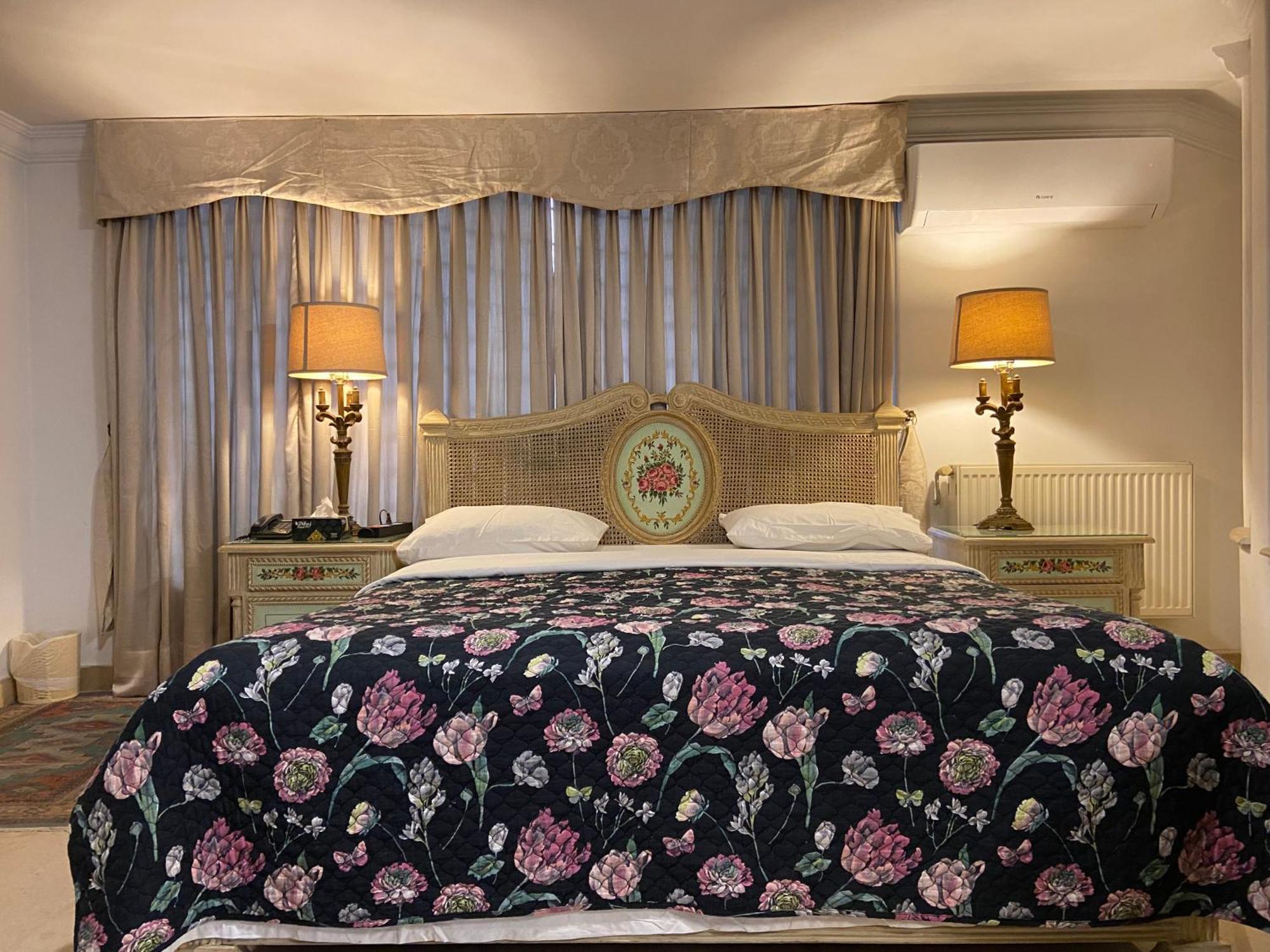 E Lodge Islamabad Bagian luar foto